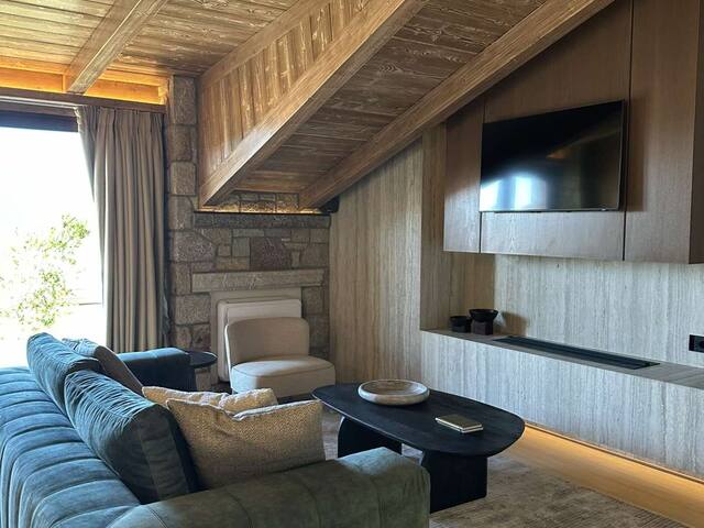Ceci Suites, Arachova