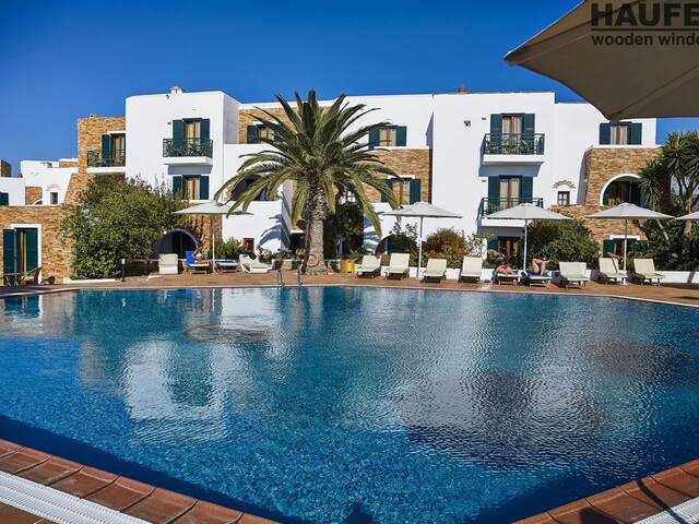 Galaxy Hotel, Naxos