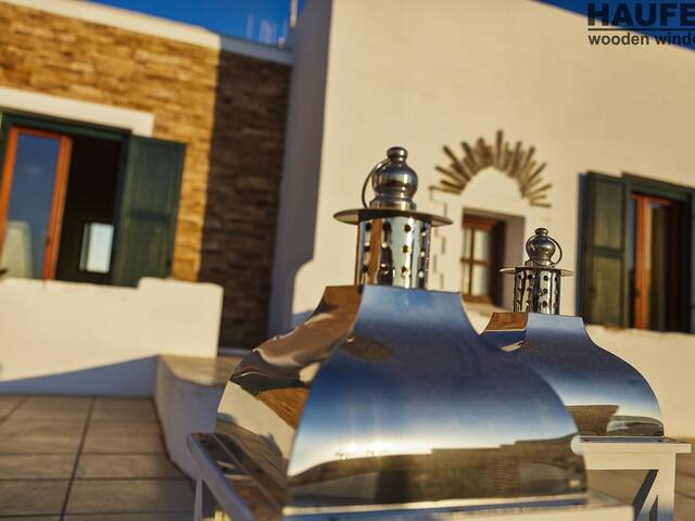 Galaxy Hotel, Naxos