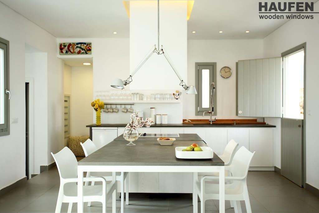 Holiday house, Kea