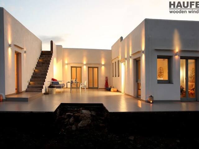 Holiday house, Kea