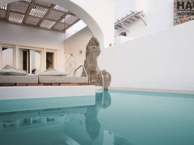 Kenshō Ornos, Mykonos