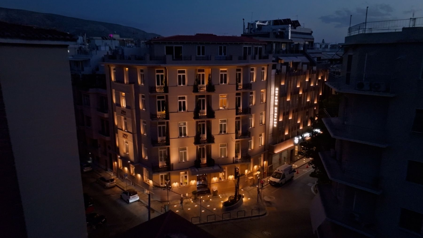 Lefkos Stavros – The Athens Clinic