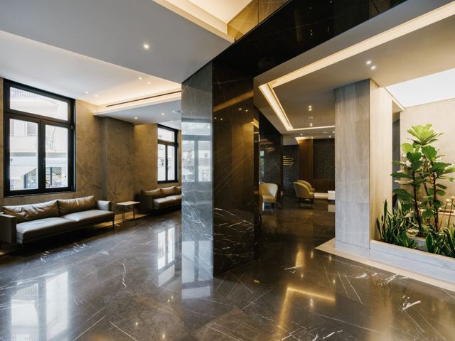 Lefkos Stavros – The Athens Clinic