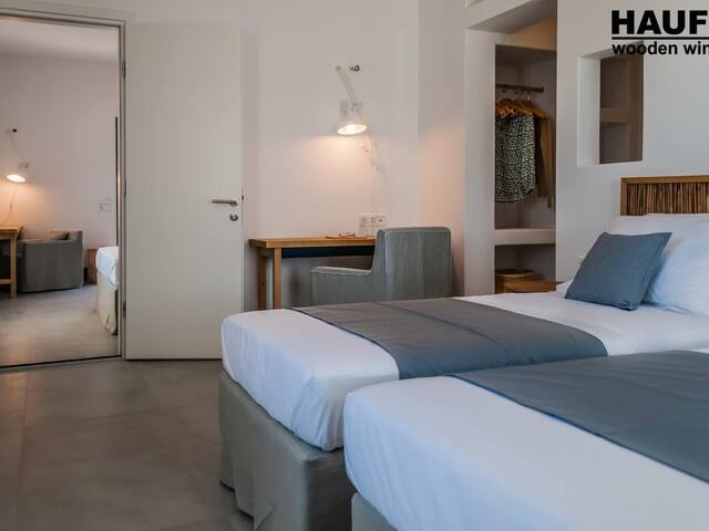Milos Breeze Boutique Hotel