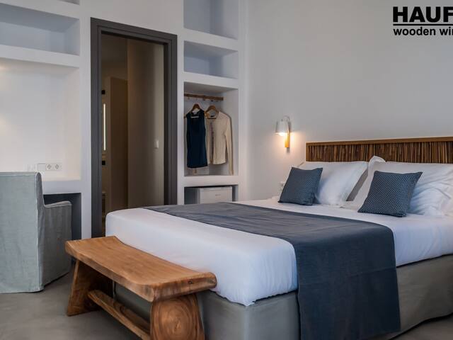 Milos Breeze Boutique Hotel