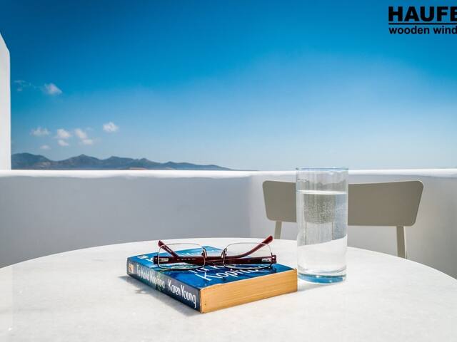Milos Breeze Boutique Hotel