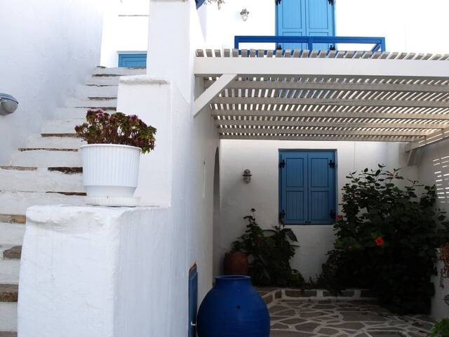Holiday house, Naxos