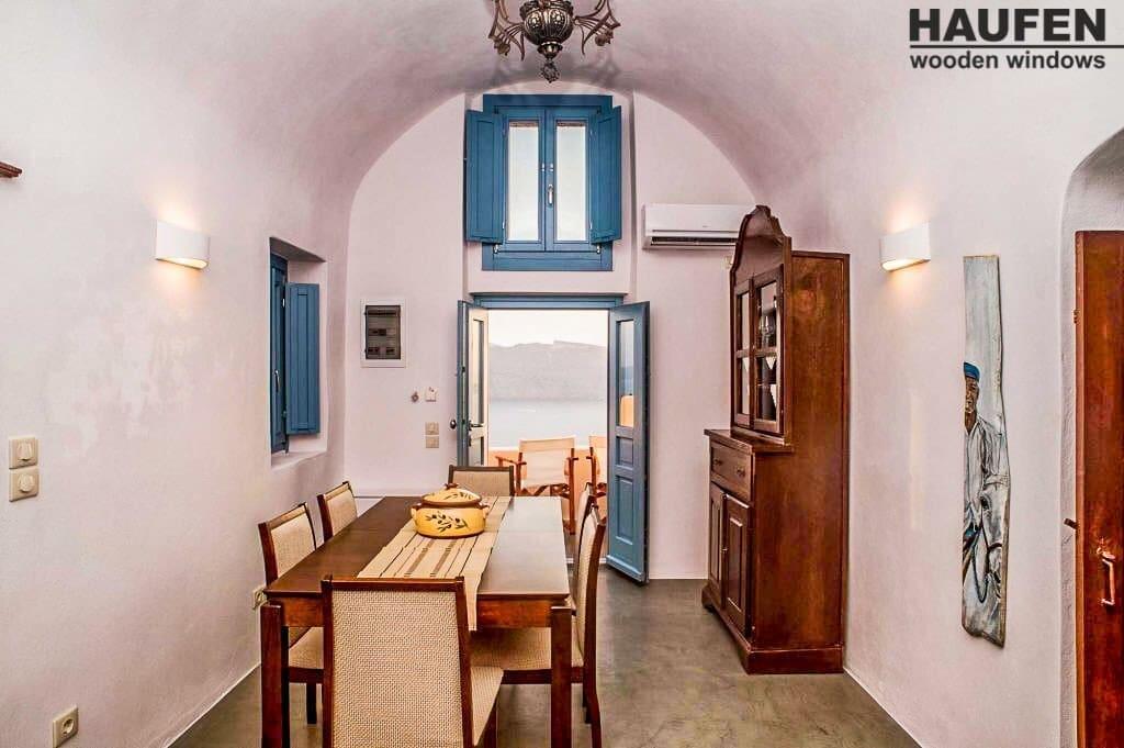 Commercial space, Santorini