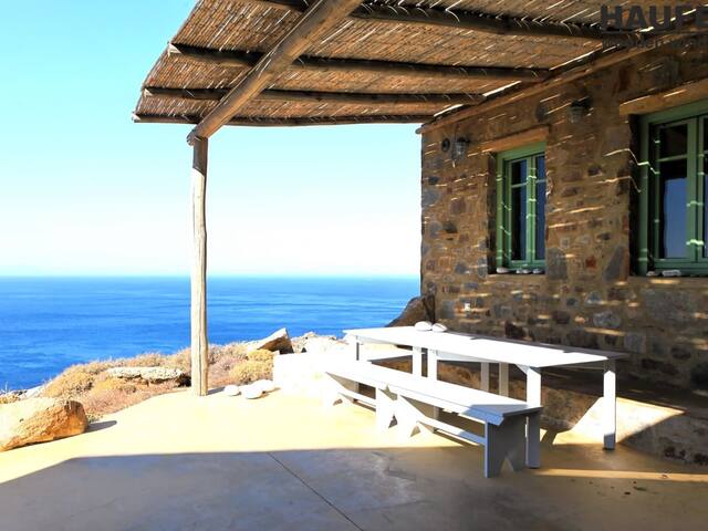Holiday house, Serifos