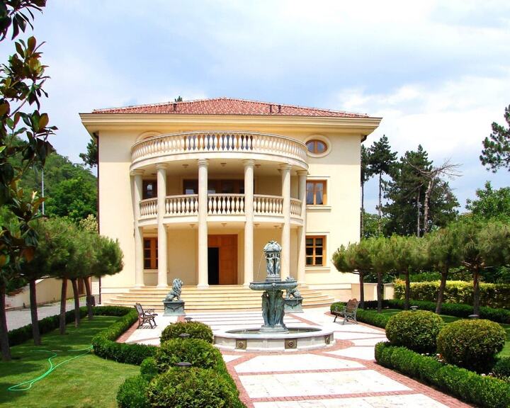 Historic mansion, Ljubljana