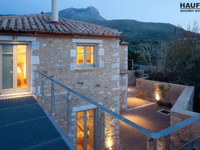 Listed house, Trachila