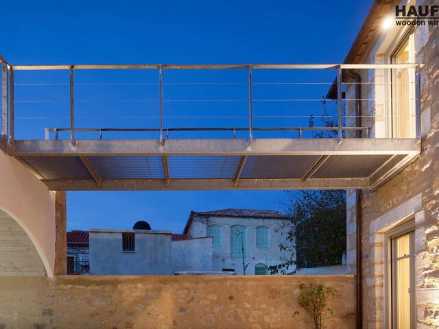 Listed house, Trachila