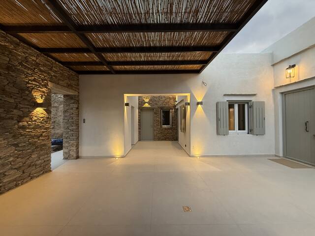 Private villa, Ios