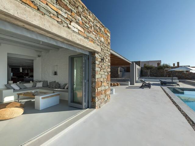 Villa Tzia