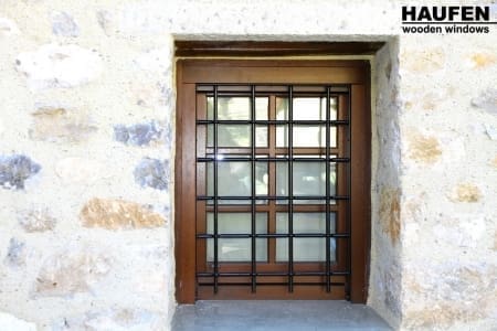 Ξύλινα παράθυρα HAUFEN #0638